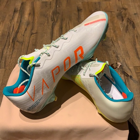 baseball cleats nike react vaporfly elite